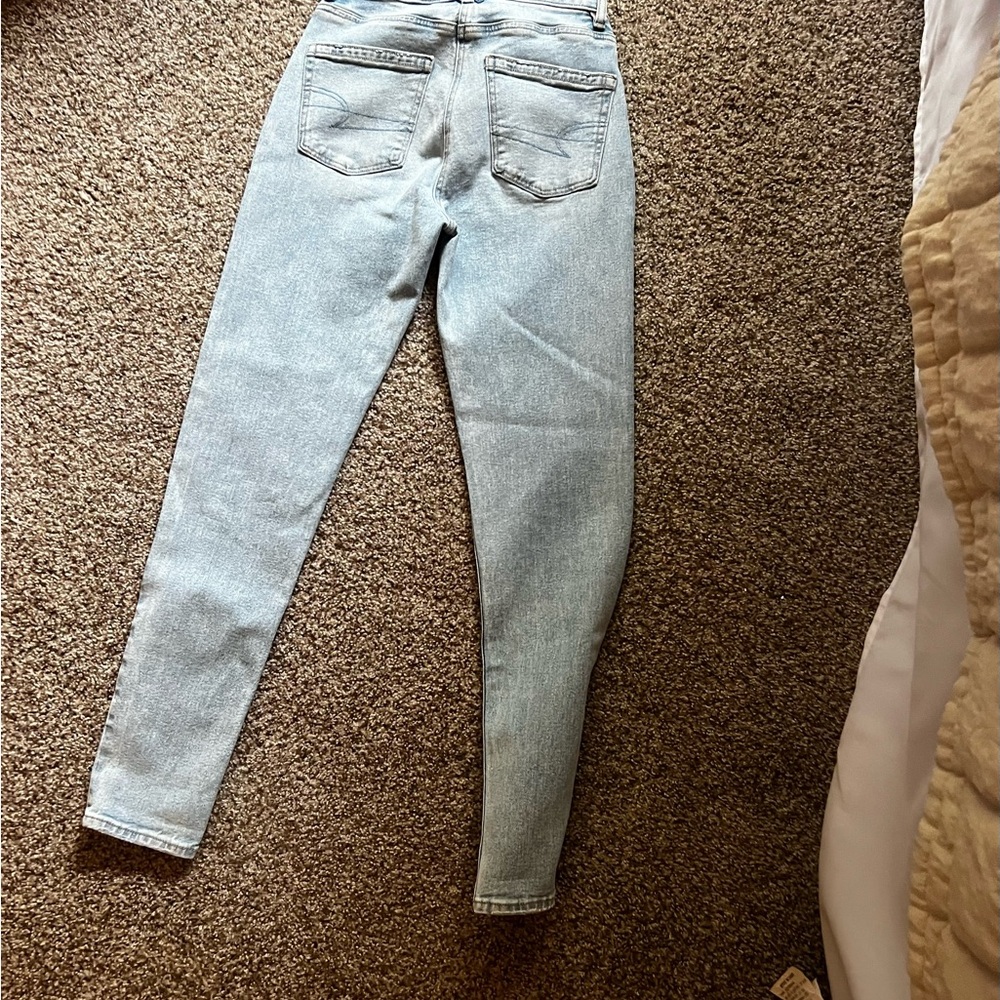 American Eagle Outfitters Light Wash Skinny Jeans